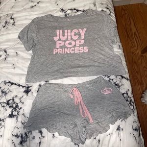 pajamas set!